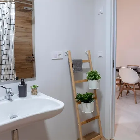 Artistic Digital Retreat-great Location Near Metro * Valence